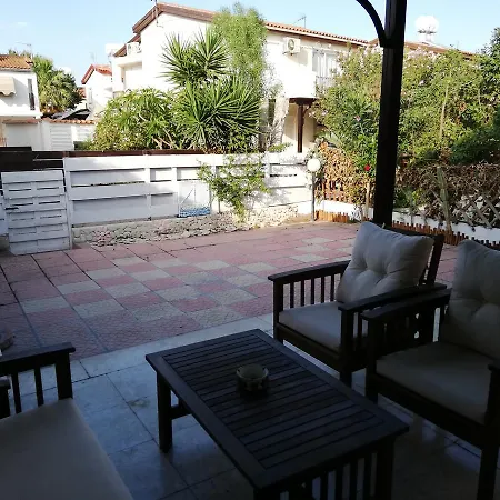 Spyros Seaside Gardens 72 *