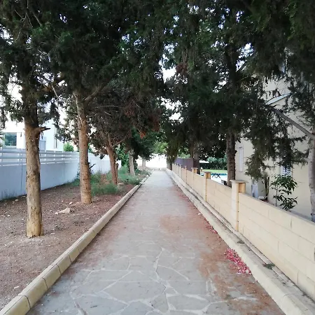 펜션 Spyros Seaside Gardens 72 *